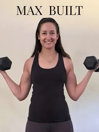 bethany doing w curls for biceps from max built program